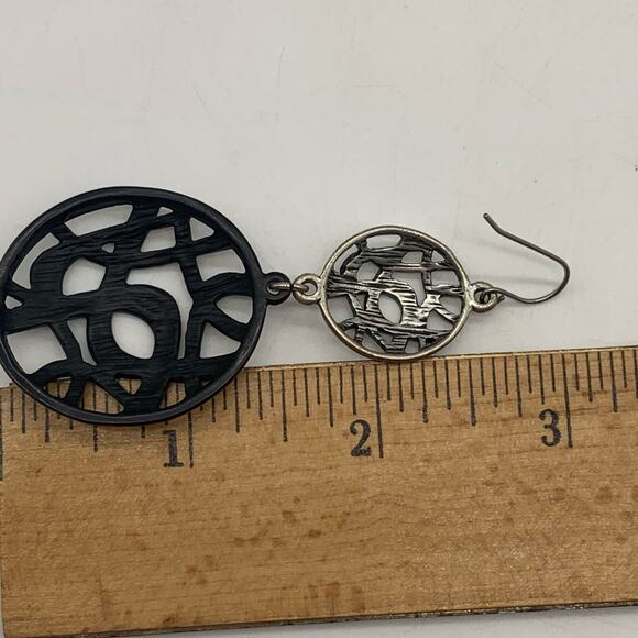 Silver Tone and Matte Black Dangle Pierced Earrings Open Design - Picture 3 of 7